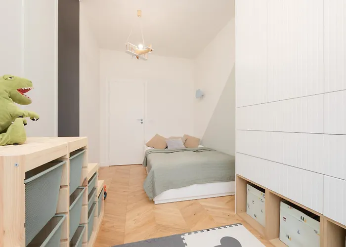 Lux Pastel Oasis Family With Parking & Gym By Renters Prestige Daire