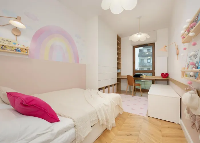 Lux Pastel Oasis Family With Parking & Gym By Renters Prestige Daire