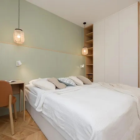 Lux Pastel Oasis Family With Parking & Gym By Renters Prestige Warsaw