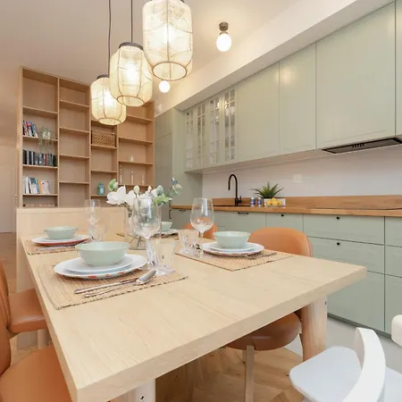 公寓 Lux Pastel Oasis Family With Parking & Gym By Renters Prestige 华沙