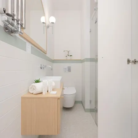 Lux Pastel Oasis Family With Parking & Gym By Renters Prestige 华沙